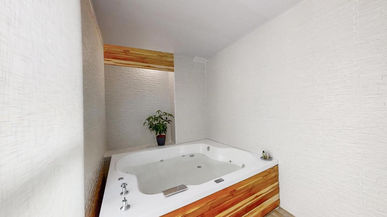 Origen Hotel Boutique 메딜린 외부 사진