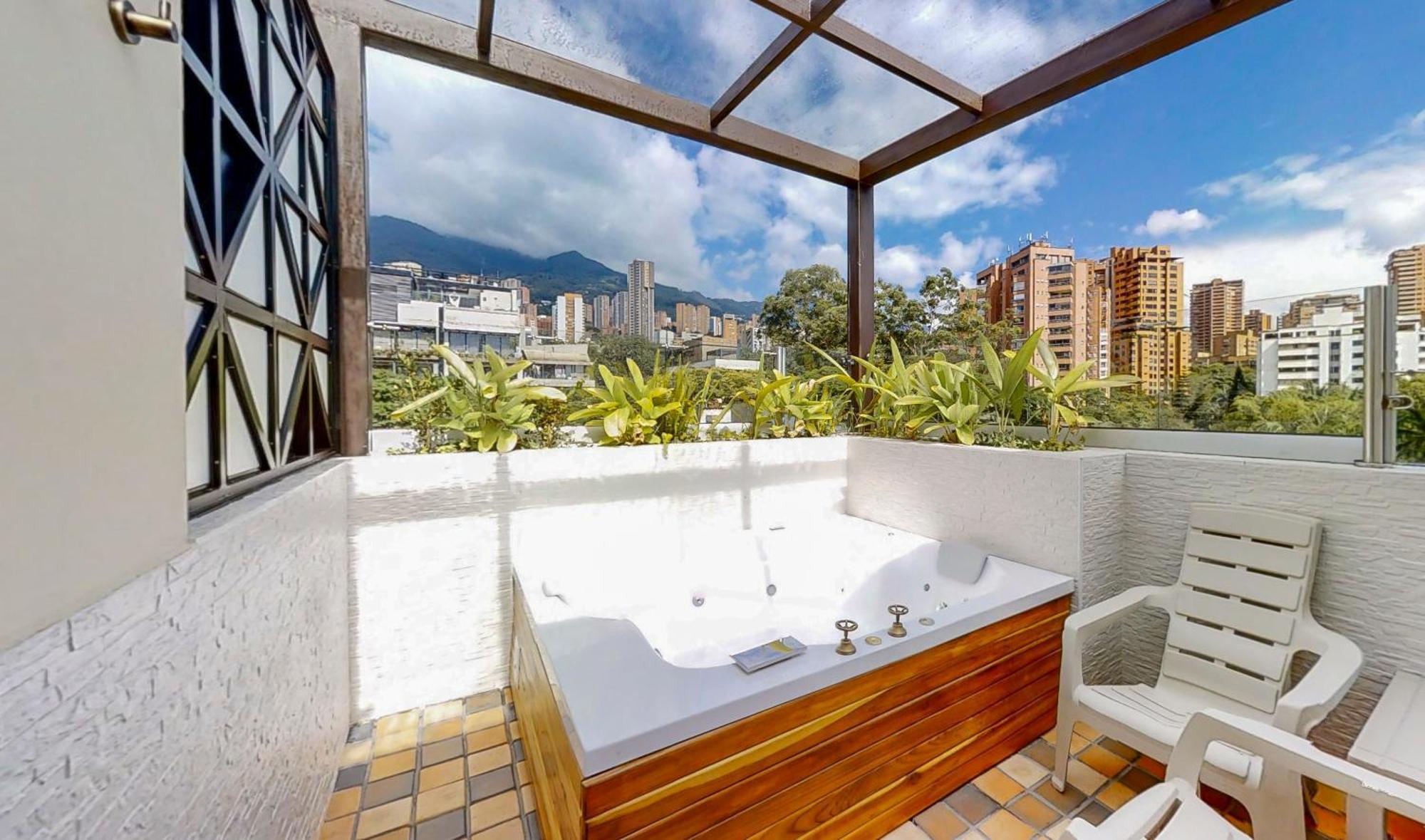 Origen Hotel Boutique 메딜린 외부 사진